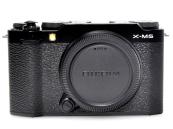 FUJIFILM X-M5 �ܥǥ� �֥�å� 